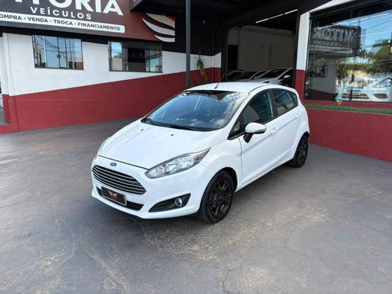 FORD FIESTA 1.6 SE HATCH 16V FLEX 4P POWERSHIFT